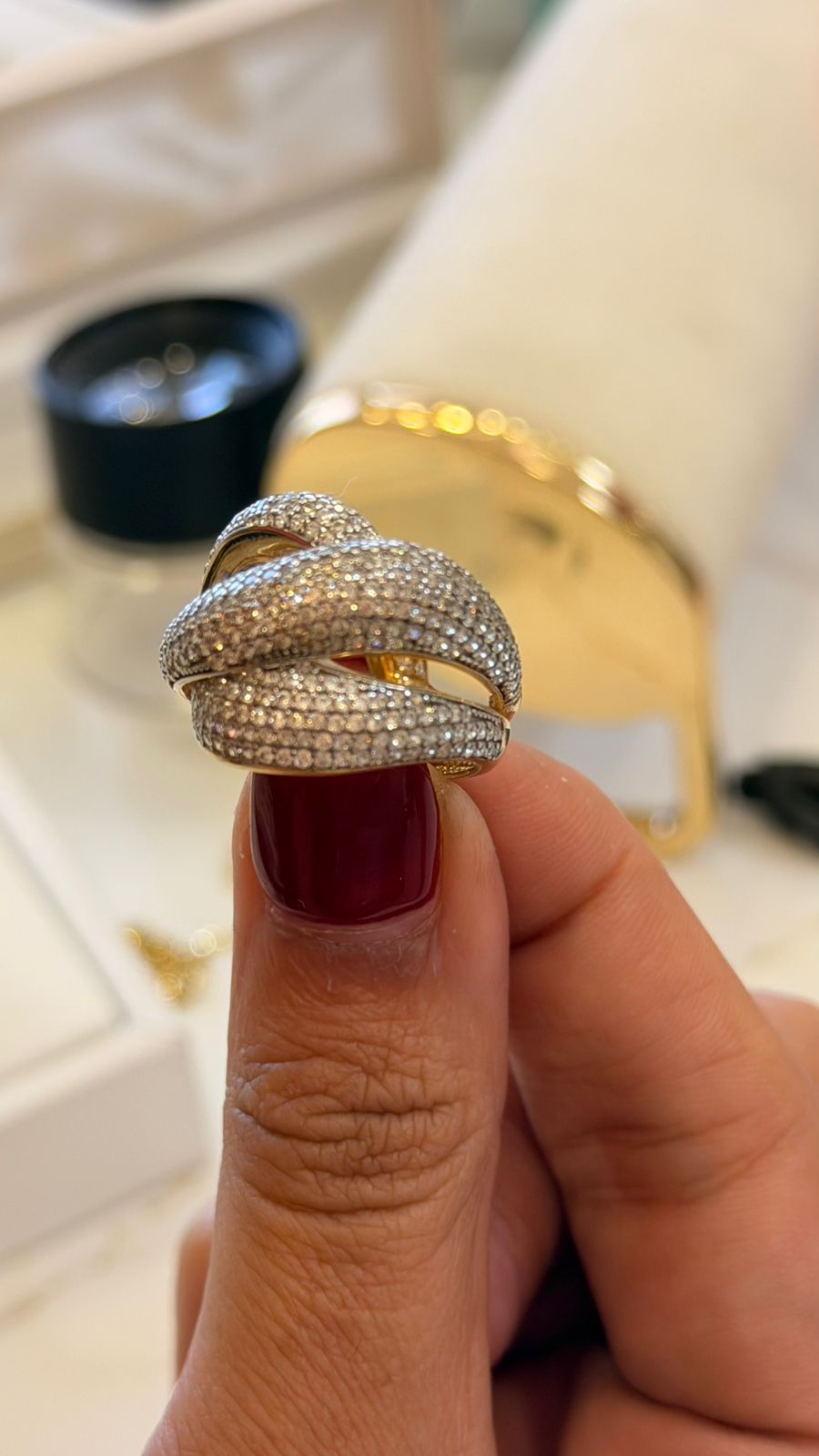 DUMMY - ANILLO ENTRELAZADO PIEDRAS 14K 6.3G LK56